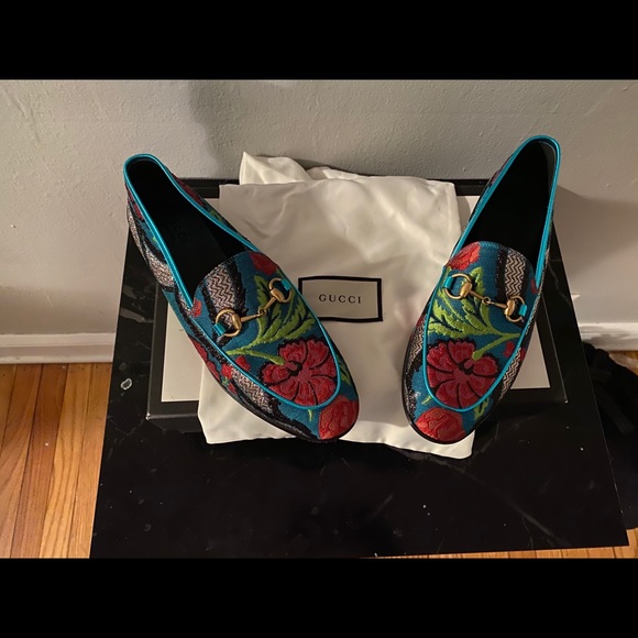 Women’s Gucci Loafer - Picture 5 of 5